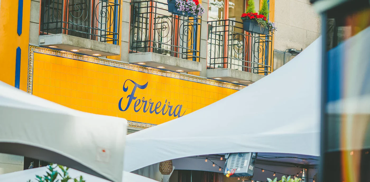 terrasses rue Peel Grand Prix