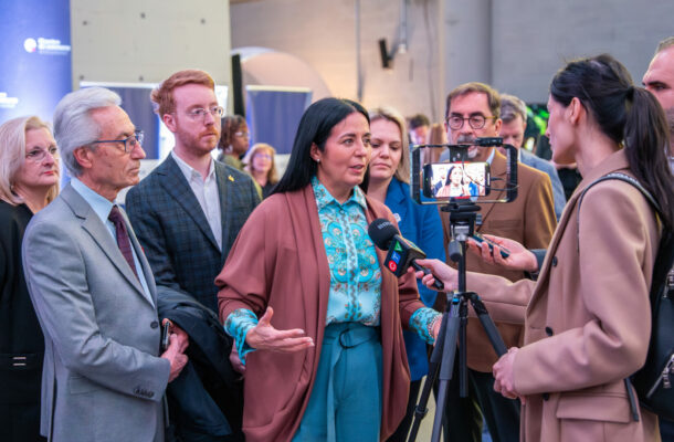Est Montréal Soraya